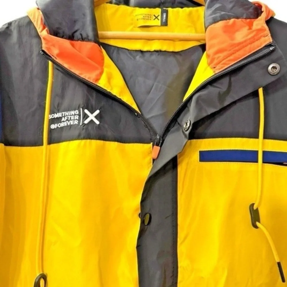 Something After Forever Windbreaker Mens Small Pre-Owned Jacket Yellow Hooded